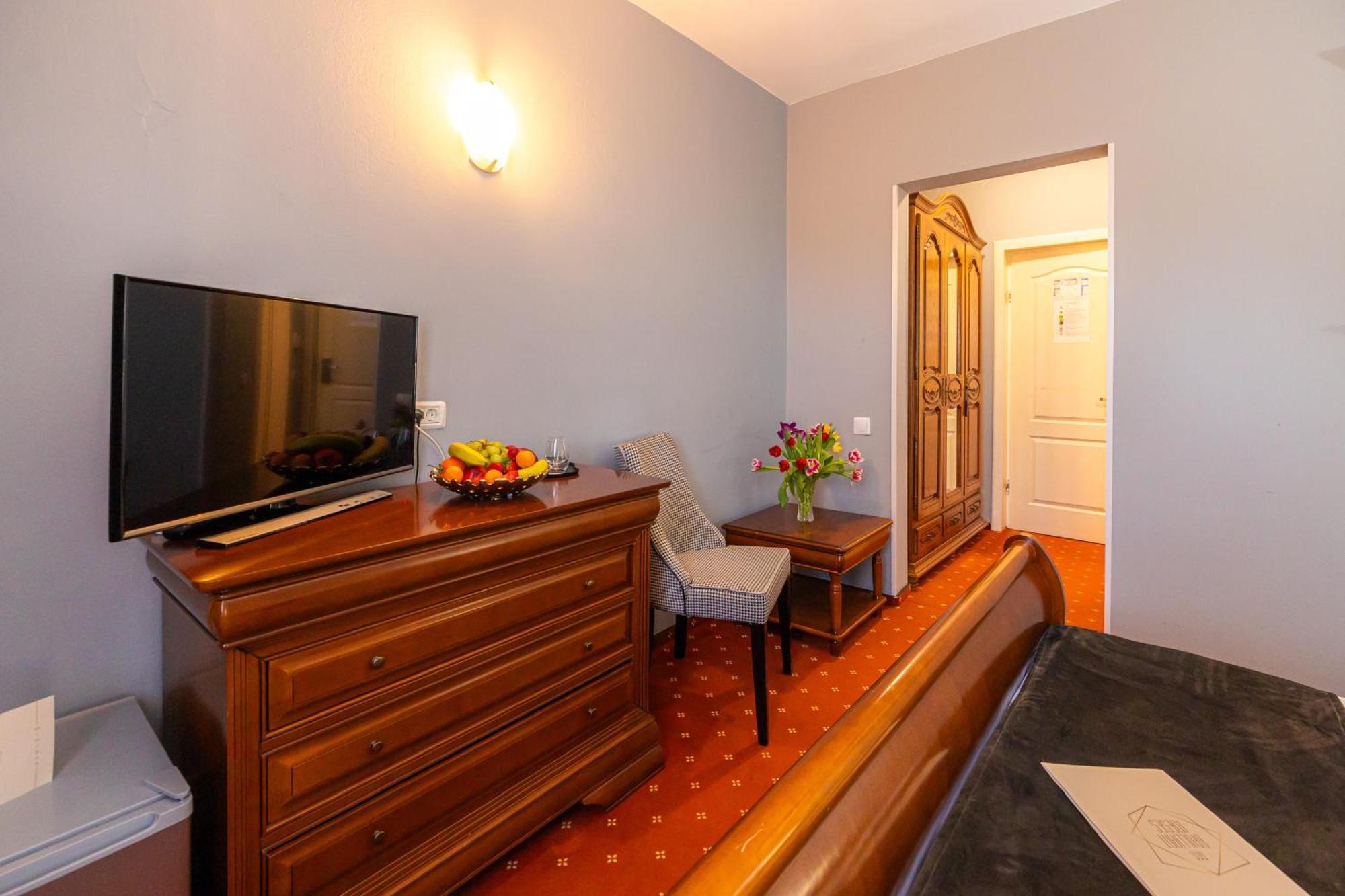 Hotel Brilliant Meses Zalău المظهر الخارجي الصورة