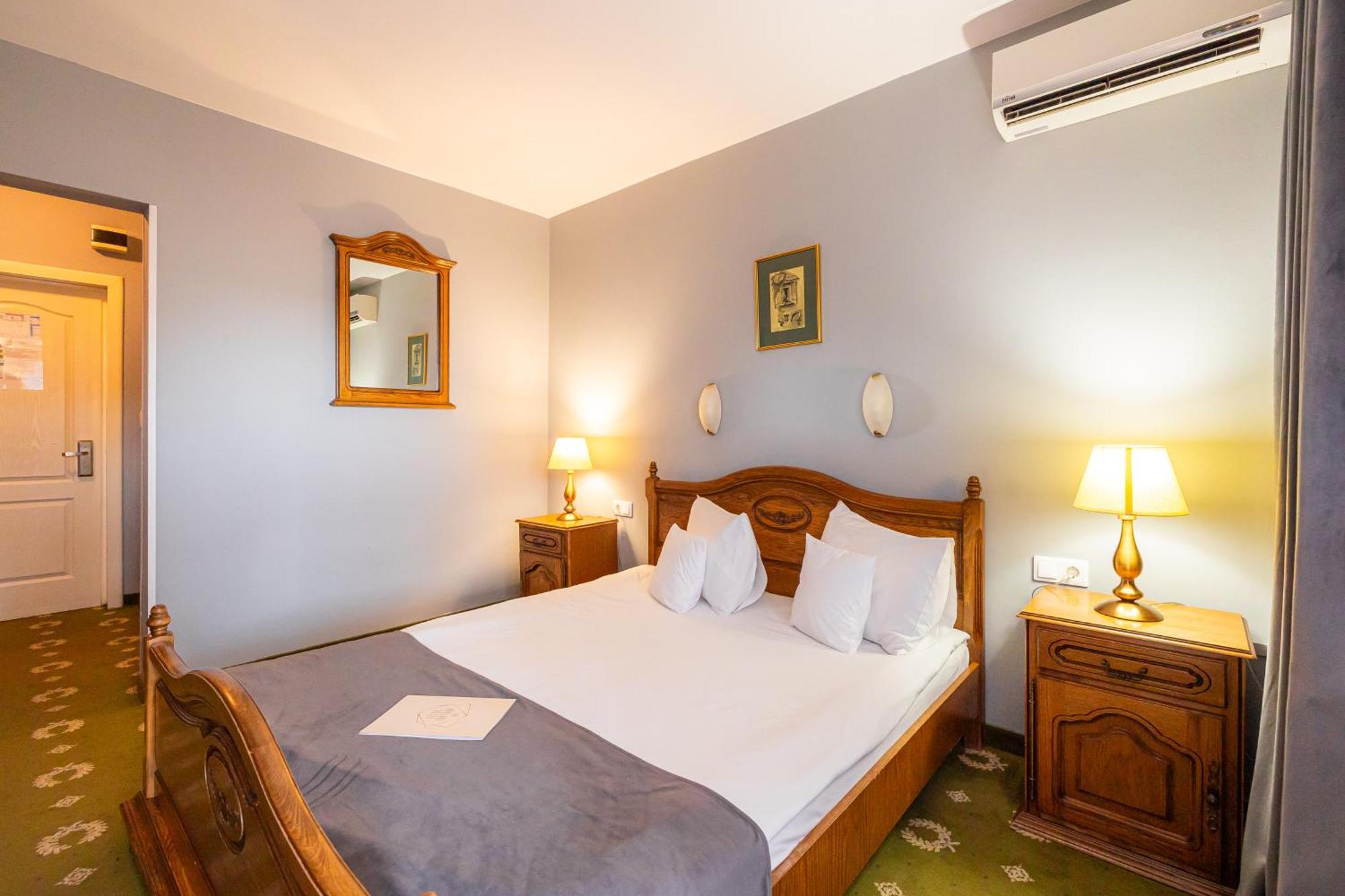 Hotel Brilliant Meses Zalău المظهر الخارجي الصورة